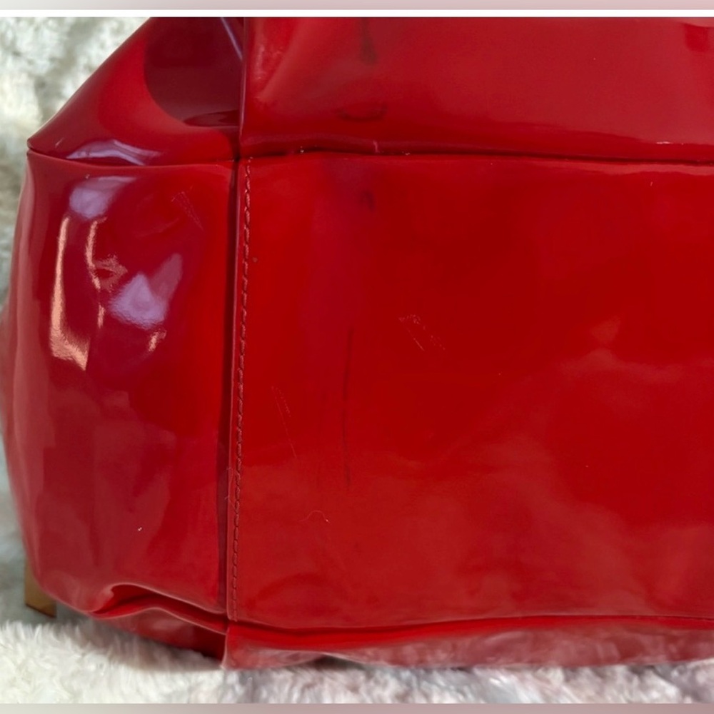 Dooney & Bourke Red Patent Leather Shoulder Hobo Tan Straps. Glossy Luxe Classic - Picture 8 of 17